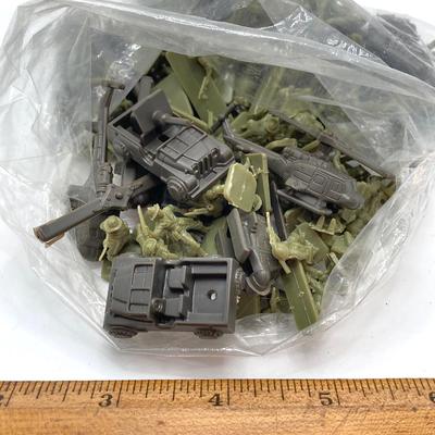 LOT 125: Vintage Toy Collection - Metal and Plastic Cars / Trucks, Miniature Military Figurines in Metal Box