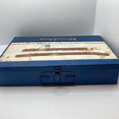 LOT 125: Vintage Toy Collection - Metal and Plastic Cars / Trucks, Miniature Military Figurines in Metal Box