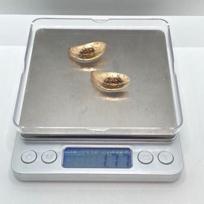 LOT 126: JJ Gold Pierced Earrings - 14KT, TW 1.77g