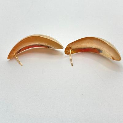 LOT 126: JJ Gold Pierced Earrings - 14KT, TW 1.77g