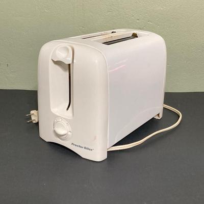 LOT 129: Bella Air Fryer, Proctor / Silex Rice Cooker and Proctor Silex Toaster