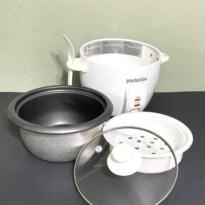 LOT 129: Bella Air Fryer, Proctor / Silex Rice Cooker and Proctor Silex Toaster