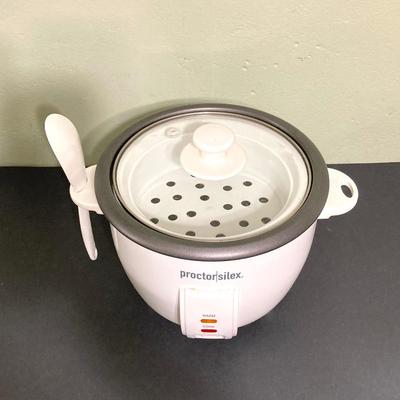 LOT 129: Bella Air Fryer, Proctor / Silex Rice Cooker and Proctor Silex Toaster