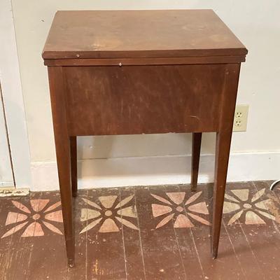 LOT 135: Wood Sewing Table, Table Lamp, Ceramic Vase and Glass Tea Light Holder