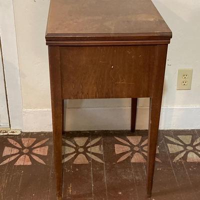 LOT 135: Wood Sewing Table, Table Lamp, Ceramic Vase and Glass Tea Light Holder