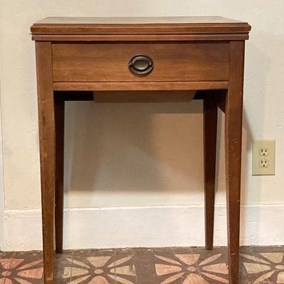 LOT 135: Wood Sewing Table, Table Lamp, Ceramic Vase and Glass Tea Light Holder