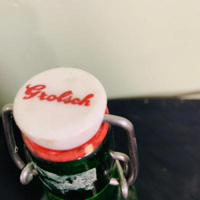 LOT 196: From the Bar - Bottles, Flasks, Mugs, Vintage Caps and More