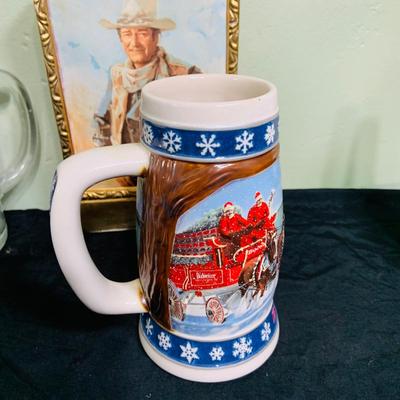 LOT 196: From the Bar - Bottles, Flasks, Mugs, Vintage Caps and More