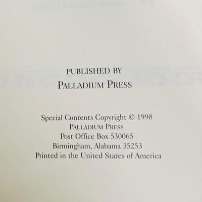 LOT 201: Collection of Books on Guns / Firearms- The Rifle In America, The Kentucky Rifle and Guns of the Old West