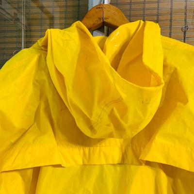 LOT 208: Carhartt Lined High Visibility Waterproof Jacket, Long Hooded Rain Coat, and Unopened 3-Piece Rainsuit