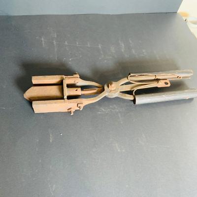 LOT 212: Collection of Vintage/Antique Tools Including a Sprayer, Pulley, Cigarette Roller, Glass Tool and Much More