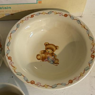 LOT 218: Hallmark Baby's Keepsake Serving Set, Vintage Books including Dr. Suess, Berstein Bears, Little Golden Books & Pink...
