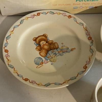 LOT 218: Hallmark Baby's Keepsake Serving Set, Vintage Books including Dr. Suess, Berstein Bears, Little Golden Books & Pink...