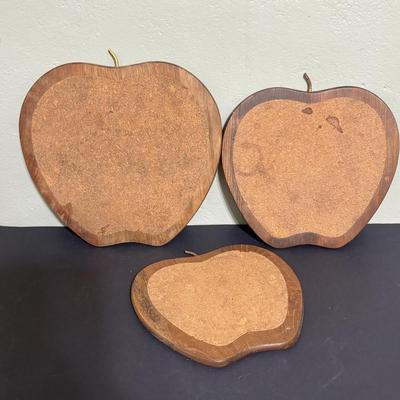 LOT 220: Fruit & Veggie Kitchen Collection: Home Interiors Vegetable Plaques, Apple Hot Plates Fruit Canisters, Holland Mold Ceramic...