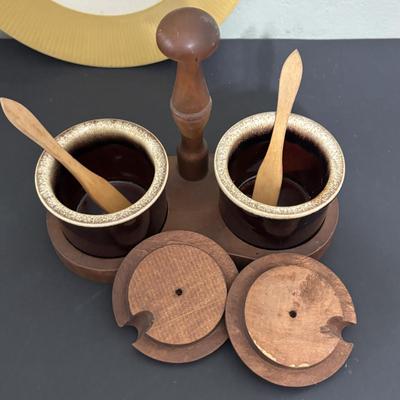 LOT 221: Kitchen Collection: New Coca-Cola Juice Glasses, Vintage Cookie Press/Cake Decorator, Pottery Condiment Set, Steak Knives...