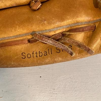 LOT 246: Pair of Softball / Baseball Leather Gloves (Winfield Diamond Pro and Rawlings) with Three Softballs