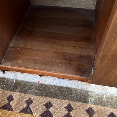 Drexel Briar II Finish Dresser (LR-RG)