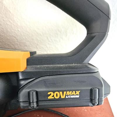 Worx Cordless Li-ion Blower/Sweeper