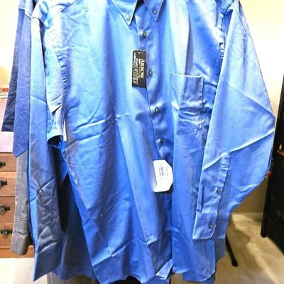 Men's New/Used Clothing Lot