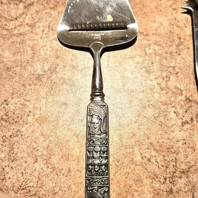 Vintage Konge Tinn Cheese Serving Set