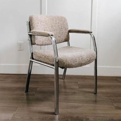 SARATOGA SPRINGS PICK UP - Vintage Mid Century 1970’s Natural Flecked Tweed Upholstered Armchair w/Chrome Frame