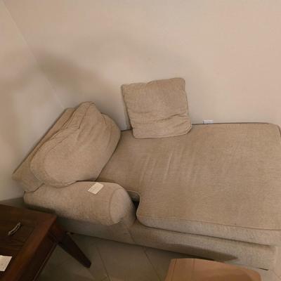 Chaise lounge