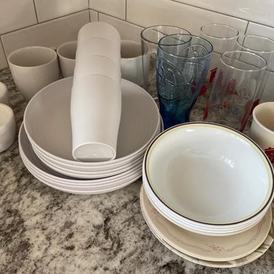 Misc dishes and glasses
