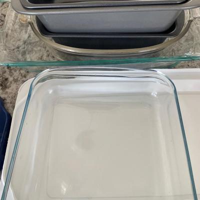 Casserole pans and loaf pans