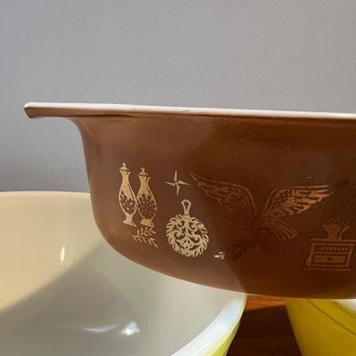 3 Pc Vintage Pyrex Lot - 2 Large Bowls, Casserole Dish