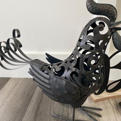 Rooster & believe decor