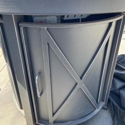 Outdoor propane fireplace