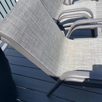 4 outdoor chairs
