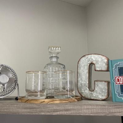 Cocktail tray with C and small fan