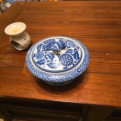 Blue bombay