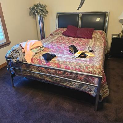 Queen bed