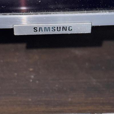 Sale Photo Thumbnail #255: Includes top vision sound bar with remote.