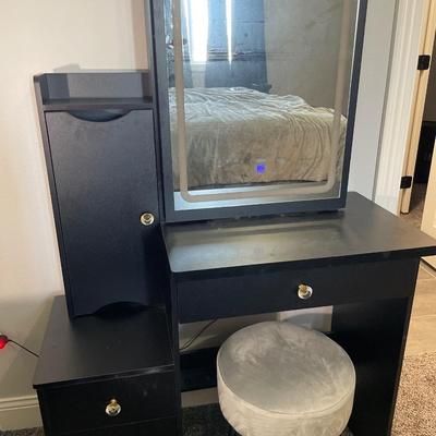 Lighted mirror Black vanity with small chair