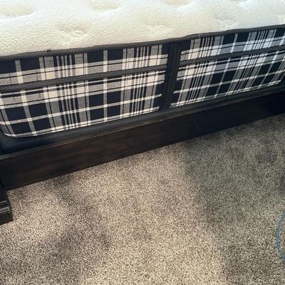 King Headboard and footboard ONLY