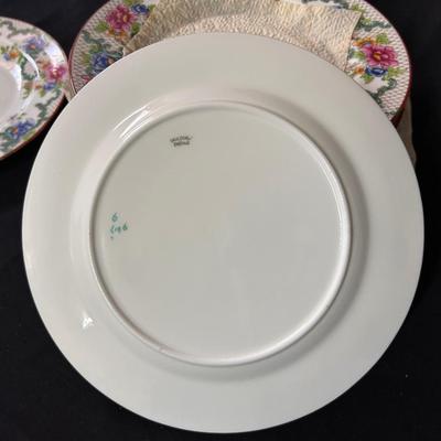12 Cauldon England # 9614 Bone China Tea/Salad/Lunch Plate Floradora Style