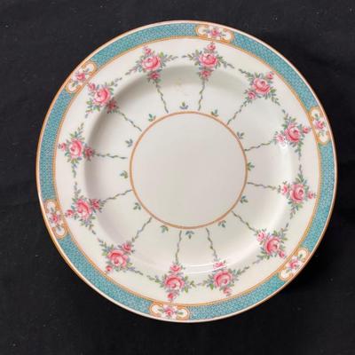 6 Minton's Bone china luncheon / tea plates "Persian Rose"