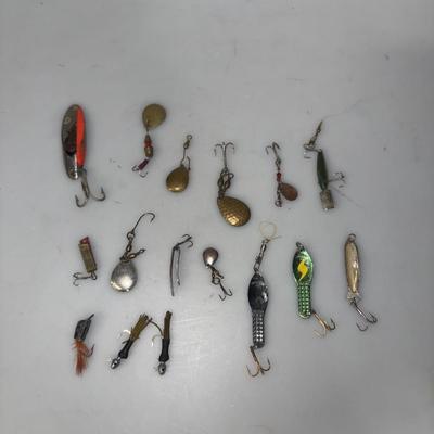 Vtg Fishing Lures