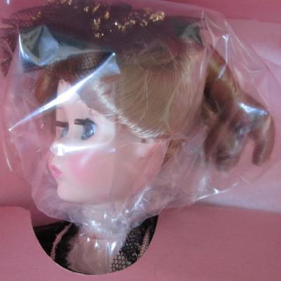 Madam Alexander First Lady doll - Jane Pierce