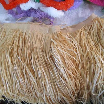 5 grass skirts (made of plastic), 22 plastic leis
