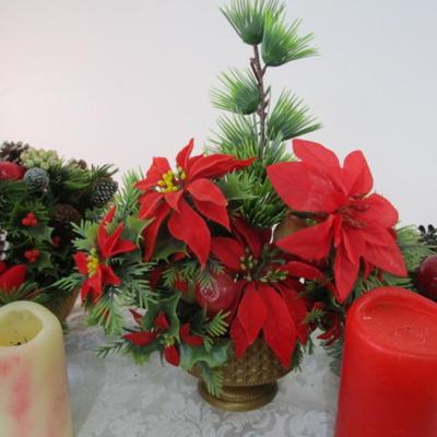 3 Christmas centerpieces (1 with candle)