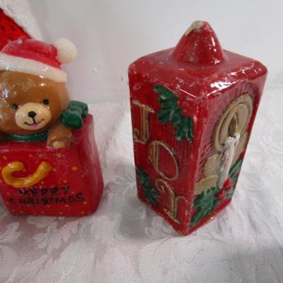 1 bear puppet with chimney, 1 bear in stocking, Misc. Christmas