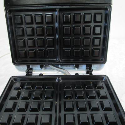 Rival Belgian waffle maker