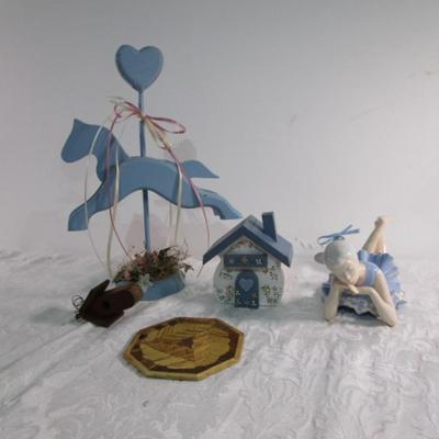 Decorative figures & plaque