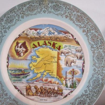 2 Vintage 8" Alaska plates with hangers