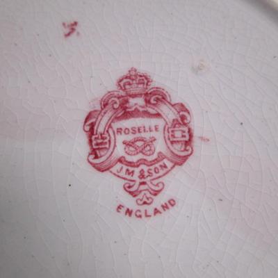 4 Vintage decorative plates