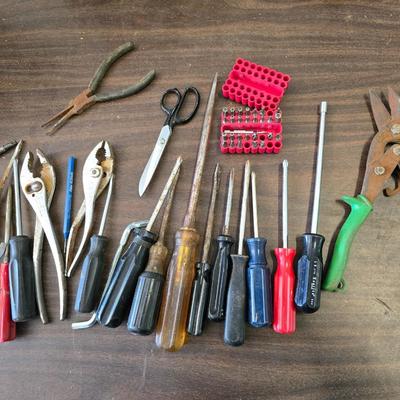 Hand Tool Lot – Screwdrivers, Pliers, Tin Snips, Bits & More